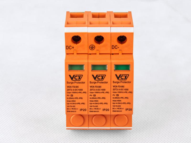 Ogranicznik przepięć PV DC 3P typ 2 (C) 1000V 20kA 4kV Professional DC C3P 1000 ORANGE VCX-4