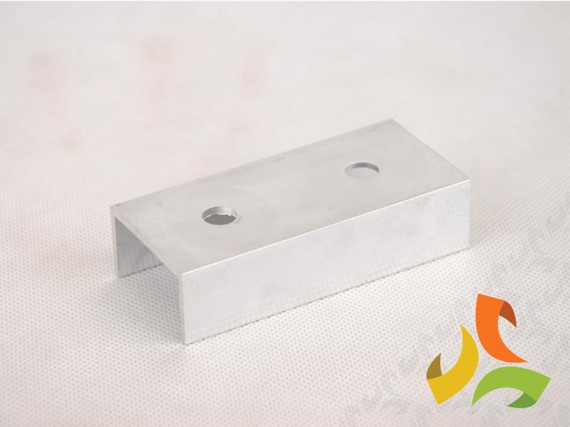 KHE Łącznik profilu aluminiowego 40x40 100mm gr. blachy 1,5mm 1028503-0